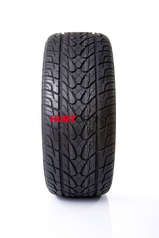 Kumho 305/45R20 KL12 116V DOT2005